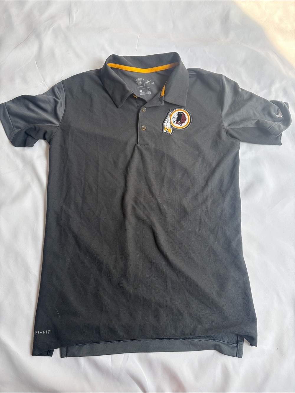 Men's Gray Short-Sleeve Commanders/Redskins Polo Shirt